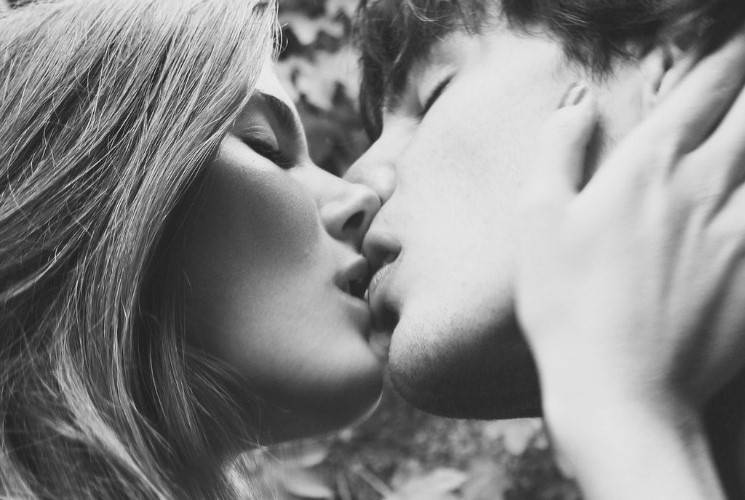Giornata mondiale del Bacio: dimmi come baci e ti dirò che coppia siete