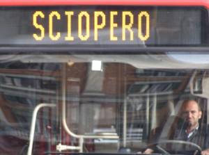 sciopero-bus-napoli-610x455