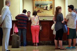 Southern Florida Hotels See Uptick In Business Compared With Last Year