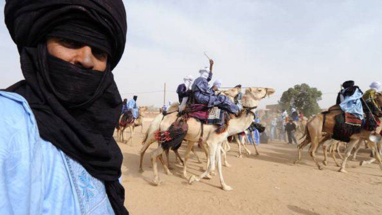 Gli Uomini Blu Il Misterioso Popolo Del Sahara Viagginews Com