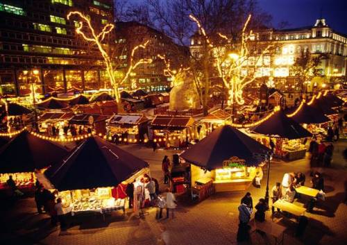 Strasburgo Natale.Strasburgo E I Mercatini Di Natale Guida E Informazioni Utili Per Vivere Il Natale In Alsazia Viagginews Com