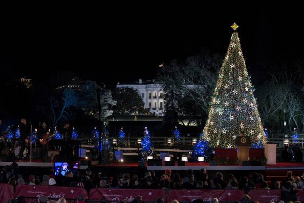 USA, l'albero di Natale e il Presidente Barack Obama