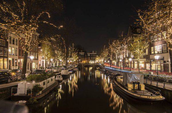 Amsterdam (iStock)
