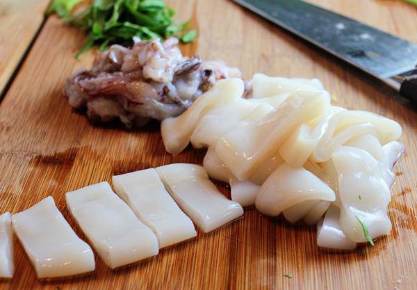 sicilia calamari patate e piselli