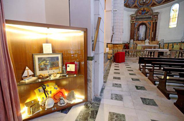Vetrina della memoria (ANSA)