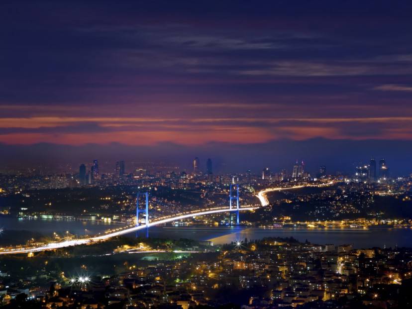 Istanbul e il popnte sul Bosforo (Thnkstock)
