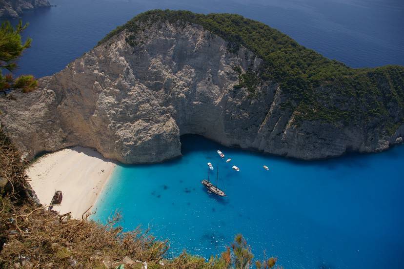 Zante, spiaggia Navagio o del Relitto (Foto di Sokoban da Wikipedia, pubblico dominio)