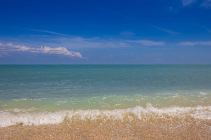 guida spiaggia mezzavalle conero