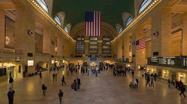 Grand Central Station, Manhattan, New York (Diliff. Licenza CC BY 2.5 tramite Wikimedia Commons)