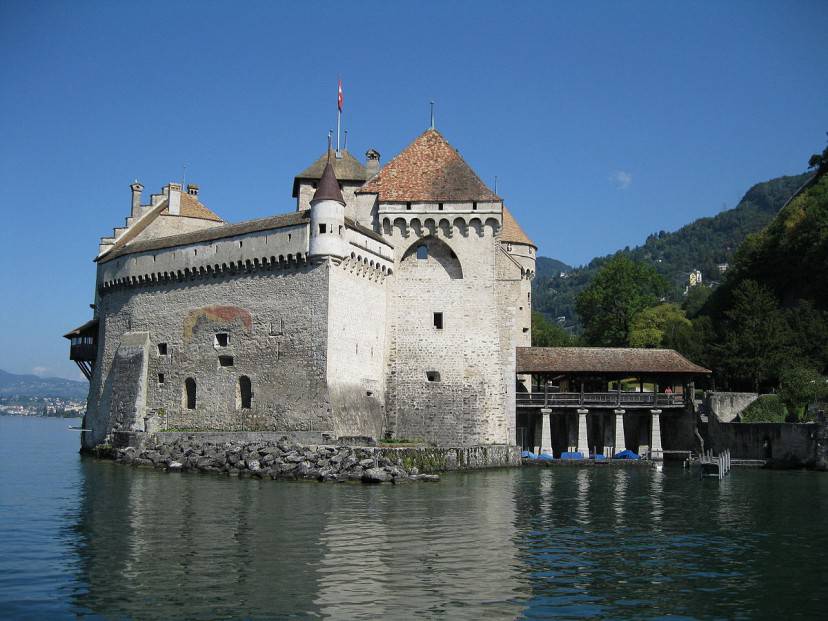 Castello di Chillon, Lago di Ginevra (Norbert Aepli. Licenza CC BY 3.0 via Wikimedia Commons)