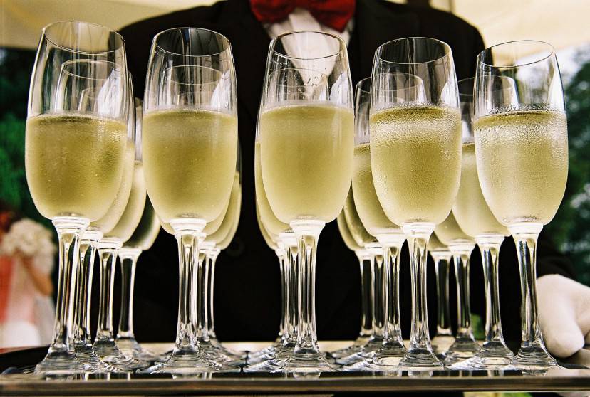 Bicchieri di Champagne (Pixabay)