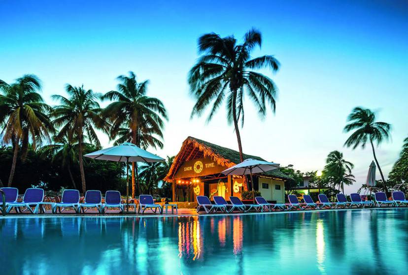 Veraclub_Las Morlas_Cuba_piscina3_bassa