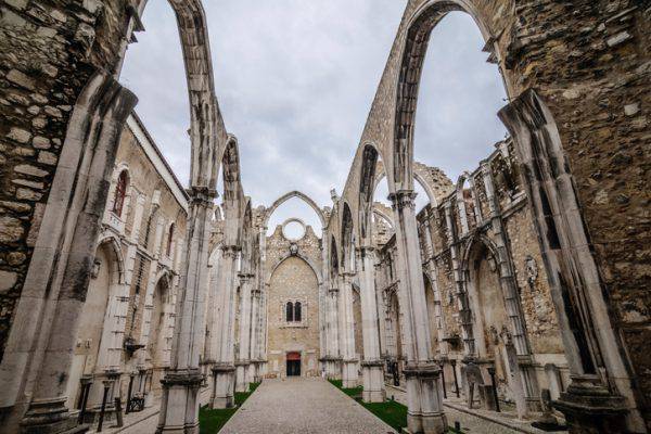 Chiesa del Convento del Carmo, Lisbona, Portogallo