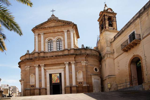 Chiesa del Carmine di Sambuca di Sicilia (Di Mboesch. CC BY-SA 3.0, Wikicommons)