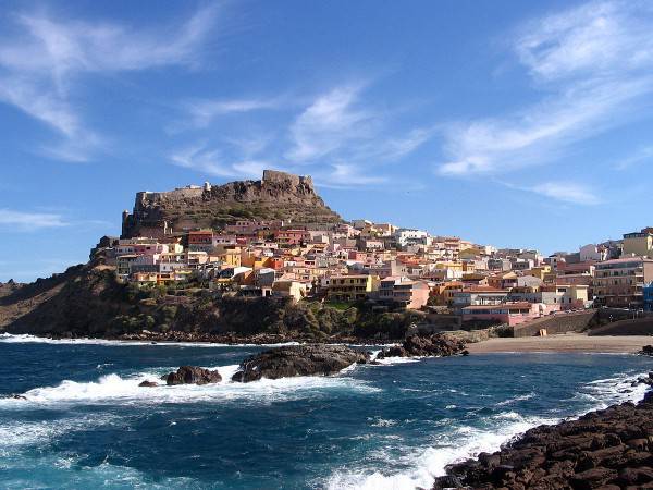 Castelsardo (Markus Braun, Wikipedia, pubblico dominio)