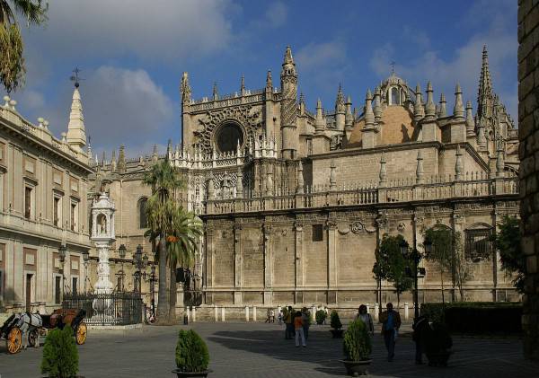 Cattedrale di Siviglia (Hermann Luyken, CC BY-SA 3.0, Wikipedia)