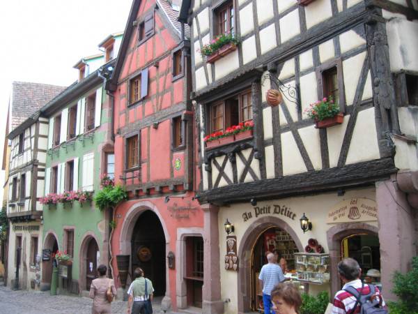 Case a Riquewihr (Wikipedia, pubblico dominio)