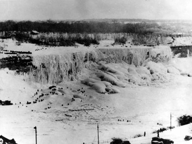 Cascate Niagara gelate, 1911.