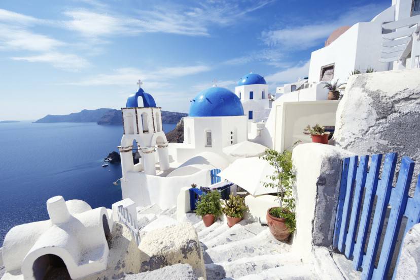 Santorini (iStock)