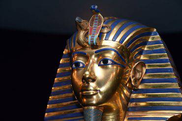 La maschera funebre del Faraone Tutankhamon (Hannes Magerstaedt/Getty Images)