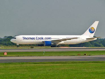 Thomas Cook Airlines, Boeing (David Ingham, CC BY-SA 2.0, Wikicommons)