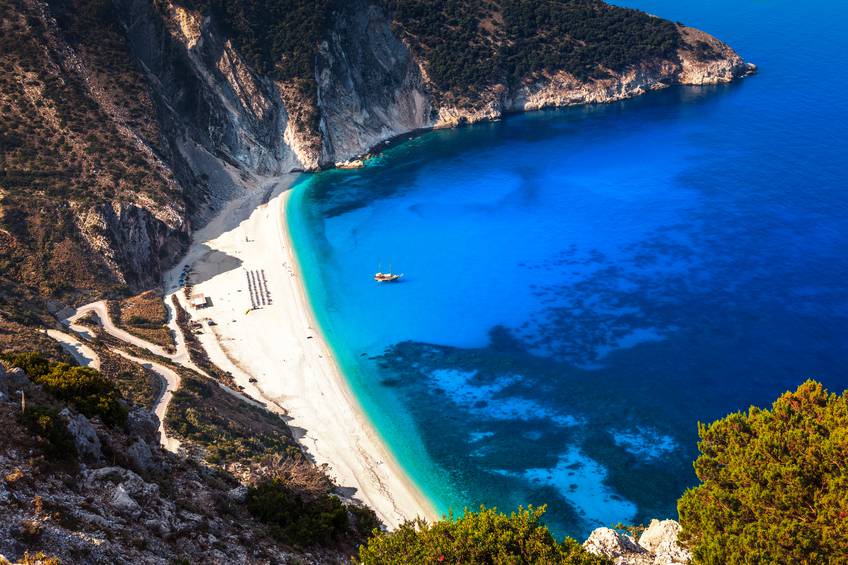 Myrtos, Cefalonia (Borut Trdina, iStock)