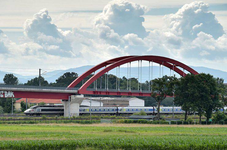 TGV della linea LGV (PATRICK HERTZOG/AFP/Getty Images)