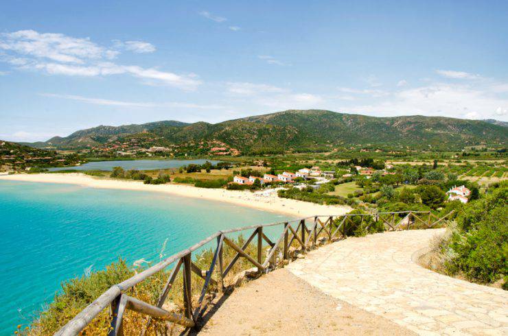 Spiaggia di Chia (iStock)