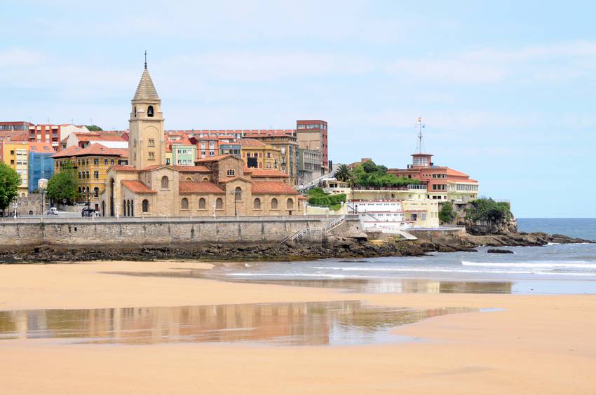 Gijon, Spiaggia di San Lorenzo