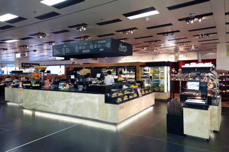 Ristorante all'aeroporto di Vienna (www.viennaairport.com)