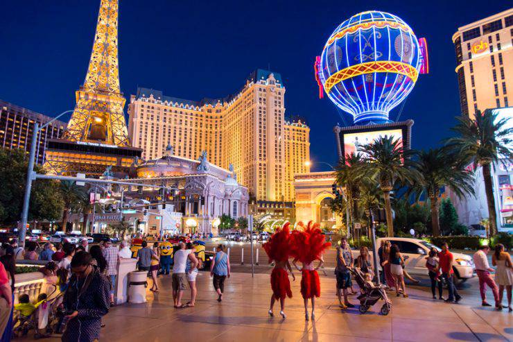 Las Vegas (tobiasjo, iStock)