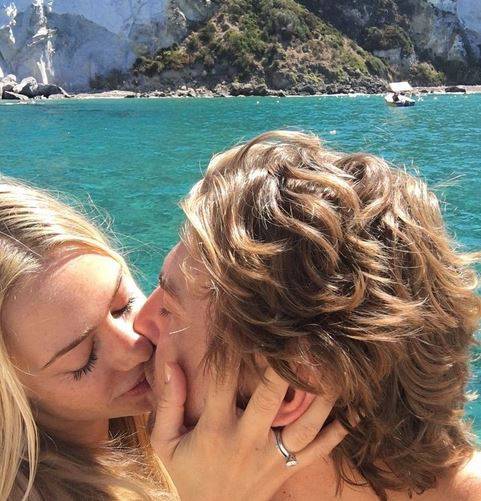 Martina Stella e Andrea Manfredonia a Ponza (Instagram)