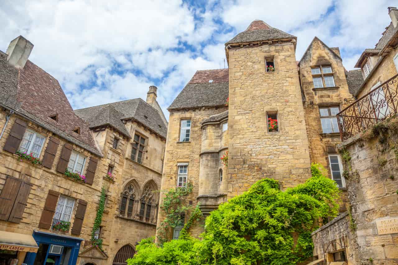 sarlat-la-canéda borgo francese