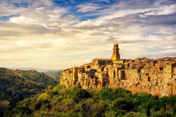 guida città borghi collina