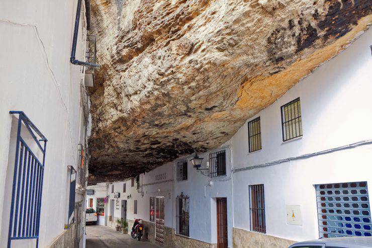 Setenil de las Bodegas, Spagna (iStock)