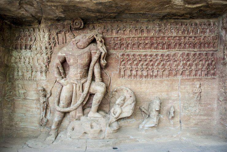 Grotte di Udayagiri, Visnu come Varaha India