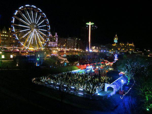 Edimburgo, Winter Wonderland (alljengi from Edinburgh, CC BY-SA 2.0, Wikicommons)