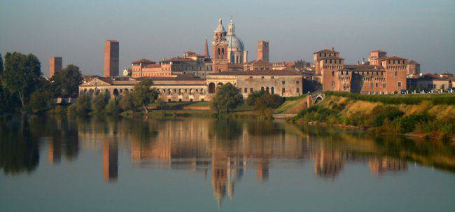 Mantova (Massimo Telò, CC BY-SA 3.0, Wikipedia)