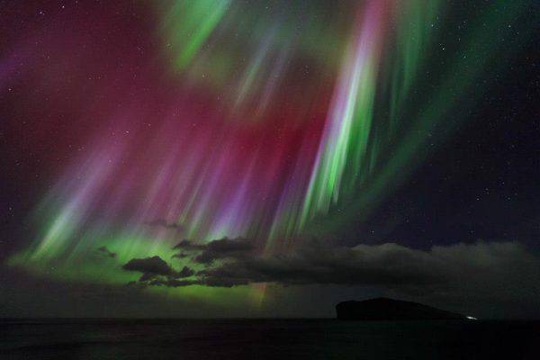 Aurora boreale Isole Fær Øer (Visit Faroe Islands, Facebook)