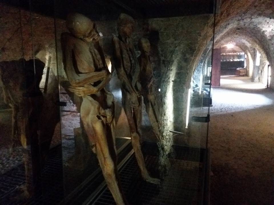 Le mummie di Ferentillo / autore Lorenzo Ceccarelli