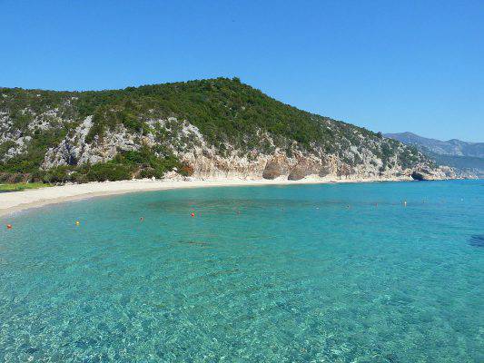 Spiagge Libere Più Belle Ditalia Dove Andare Al Mare Low Cost