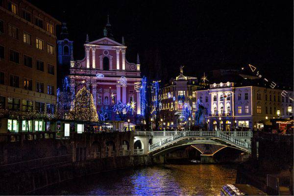 Foto Mercatini Di Natale Lubiana.Mercatini Di Natale 2017 Il Fascino Antico Della Slovenia