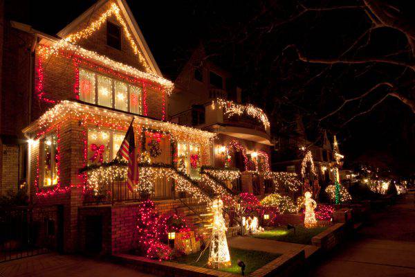 Immagini Di Natale New York.Luci Di Natale A New York Lo Spettacolo A Dyker Heights Brooklyn