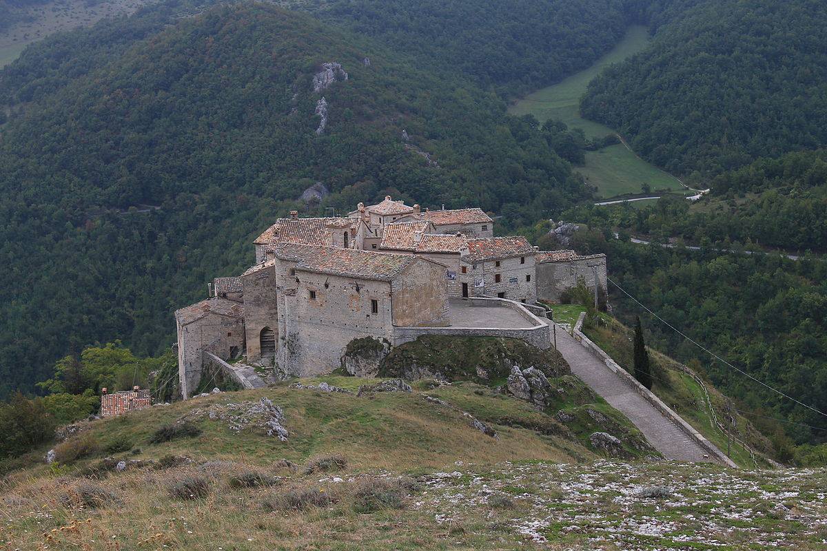 borghi romantici autunno italia