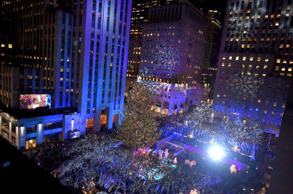 Immagini Natale A New York.Accensione Albero Di Natale New York 2017 Le Foto Piu Belle Del Rockefeller Center