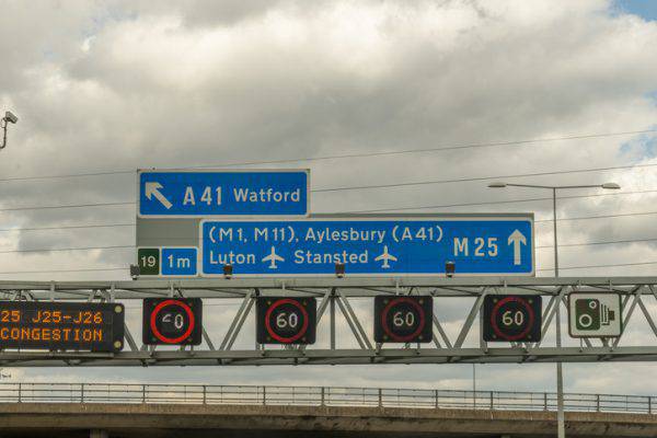 noleggiare un auto a londra