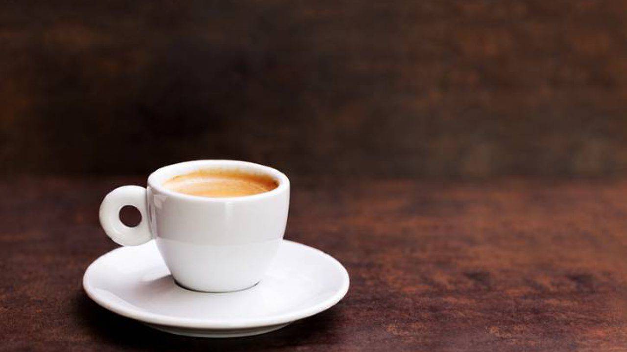 Caffè al bar: aumenta il prezzo della tazzina di epresso