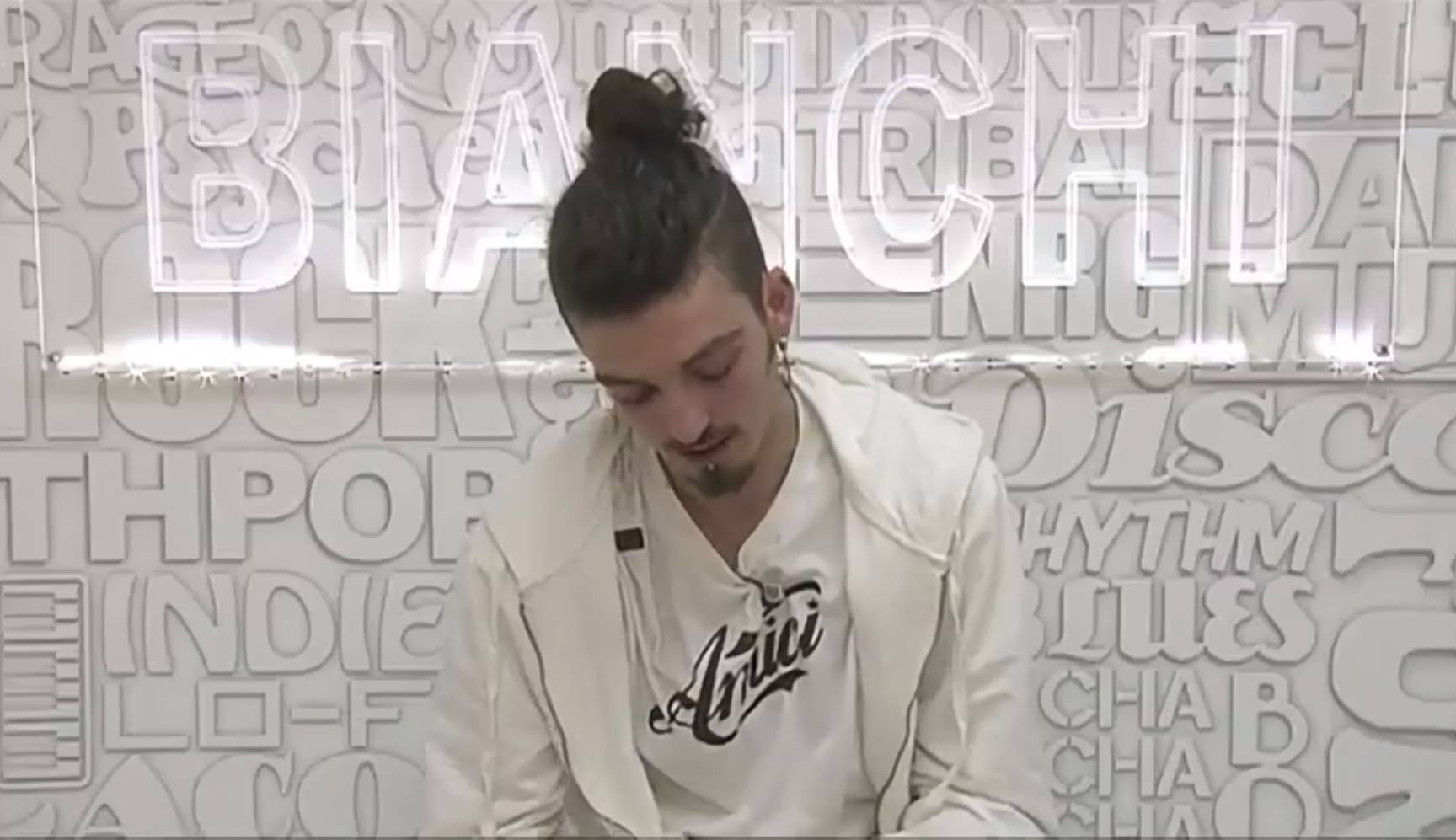 Amici 18: nuovi dettagli sul serale svelati da Maria De Filippi Amici 18: nuovi dettagli sul serale svelati da Maria De Filippi