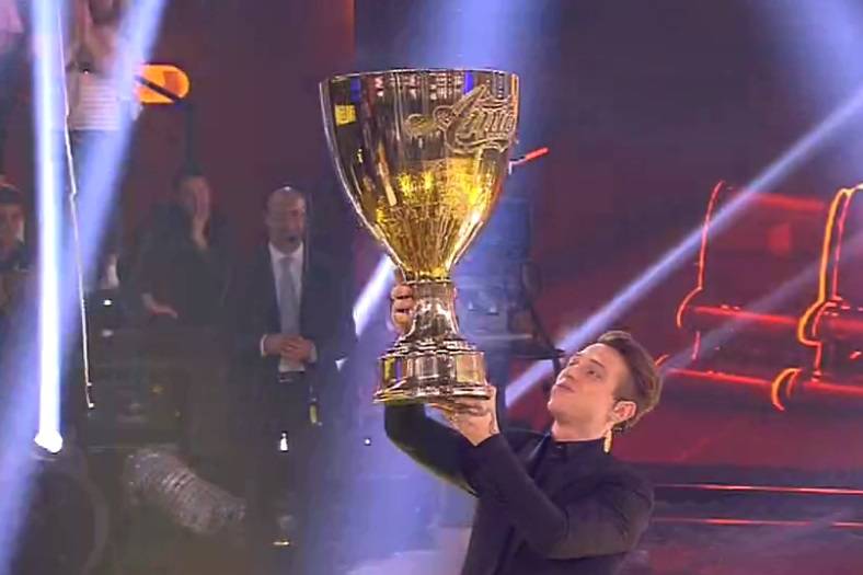 vincitore-amici-2018-irama-carmen-maria-de-filippi(6)