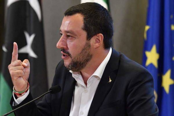 Caso Diciotti, denunciato il pm che ha messo sotto inchiesta Matteo Salvini